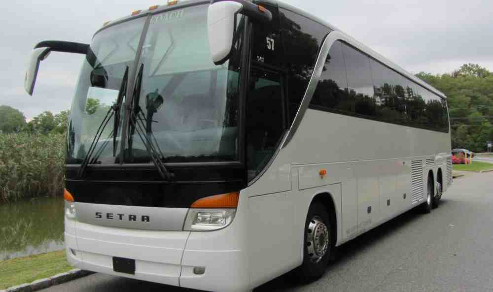 Lansdowne Coach LLC